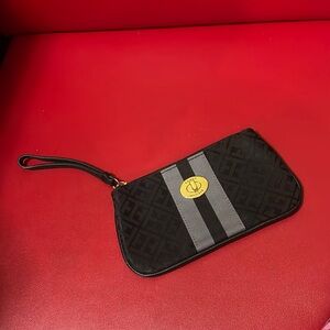 Tommy Hilfiger wristlet bag